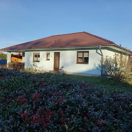 Haus Mit 3 Schlafzimmern - Familienfreundlich فارين