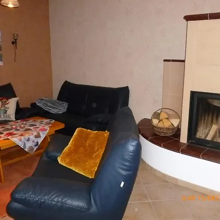 Haus Mit 3 Schlafzimmern - Familienfreundlich بيت للعطل فارين