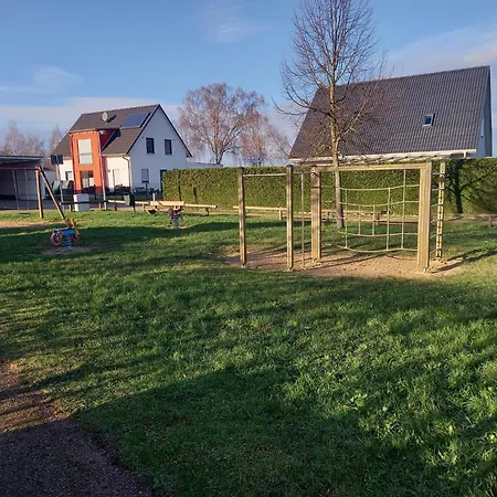 بيت للعطل Haus Mit 3 Schlafzimmern - Familienfreundlich *